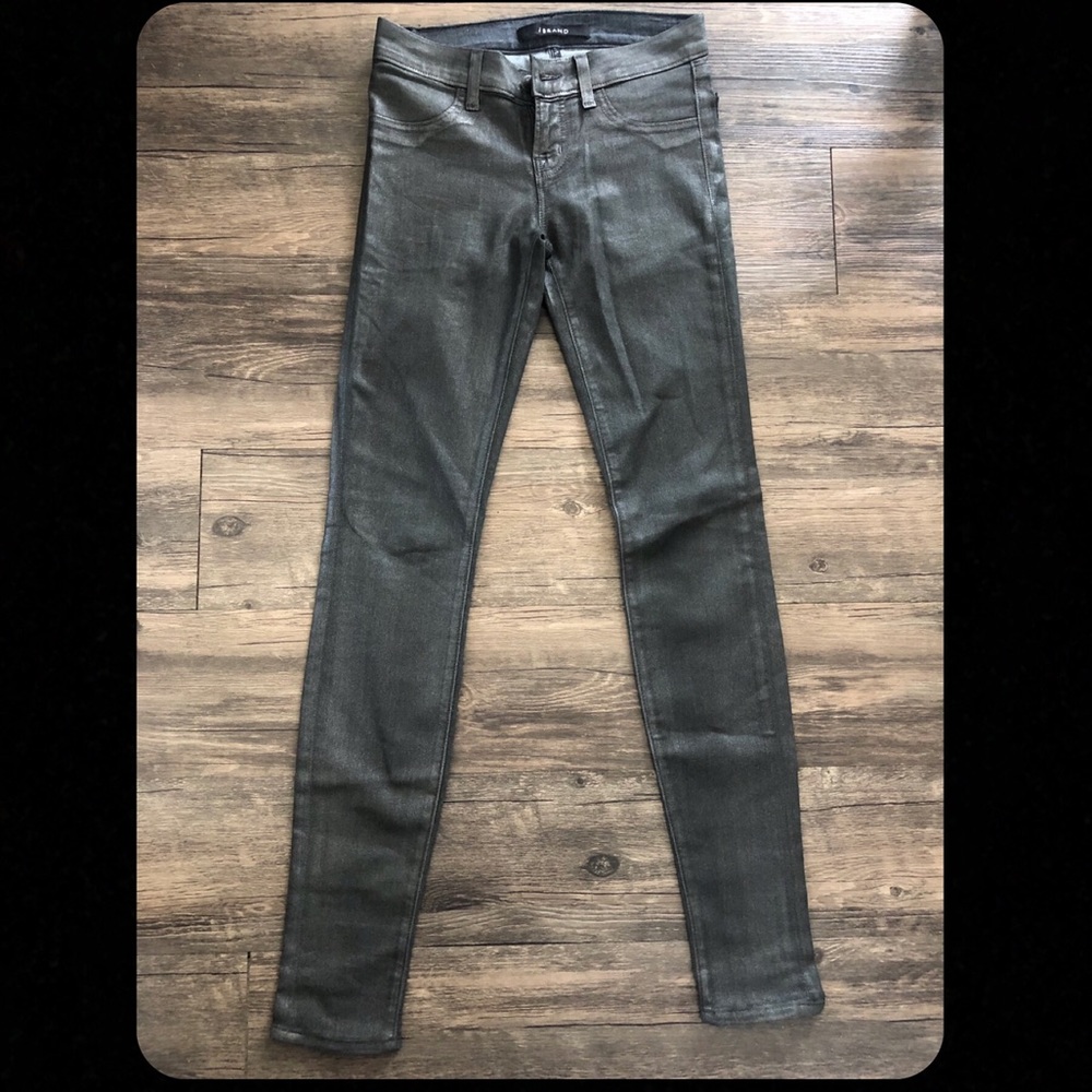 J Brand coated skinny jeans in grey Sz 24